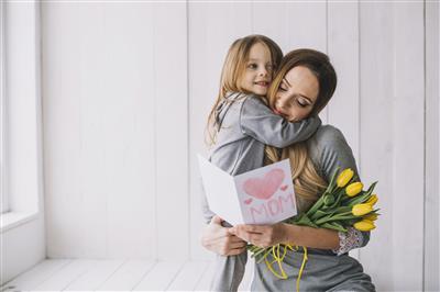concept de fete des meres mignon avec mere et fille